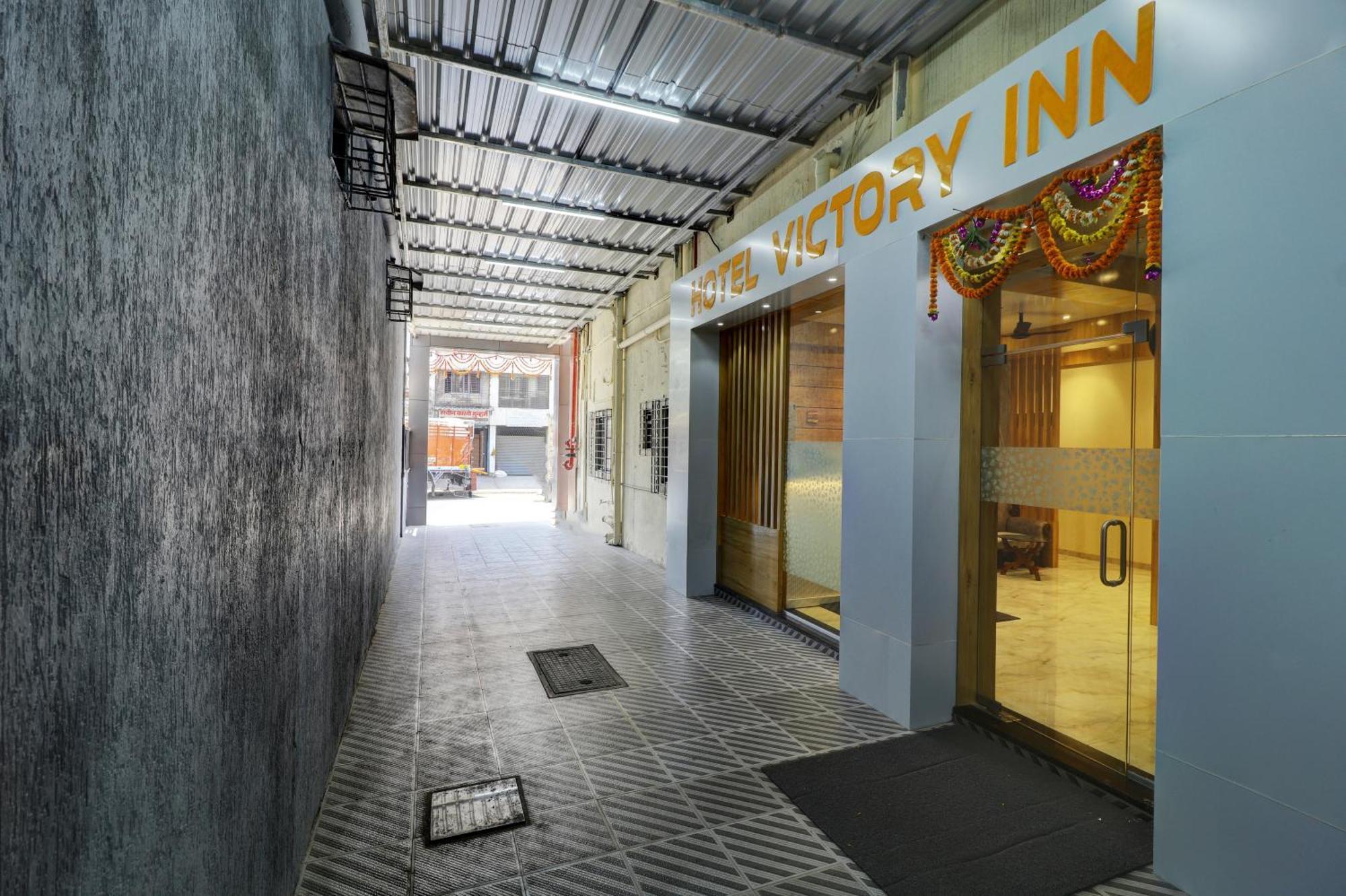 Victory Inn Turambhe Ngoại thất bức ảnh