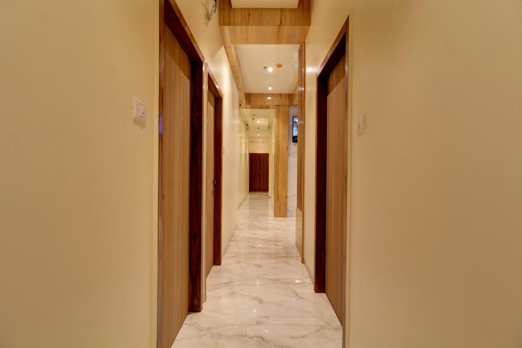 Victory Inn Turambhe Ngoại thất bức ảnh