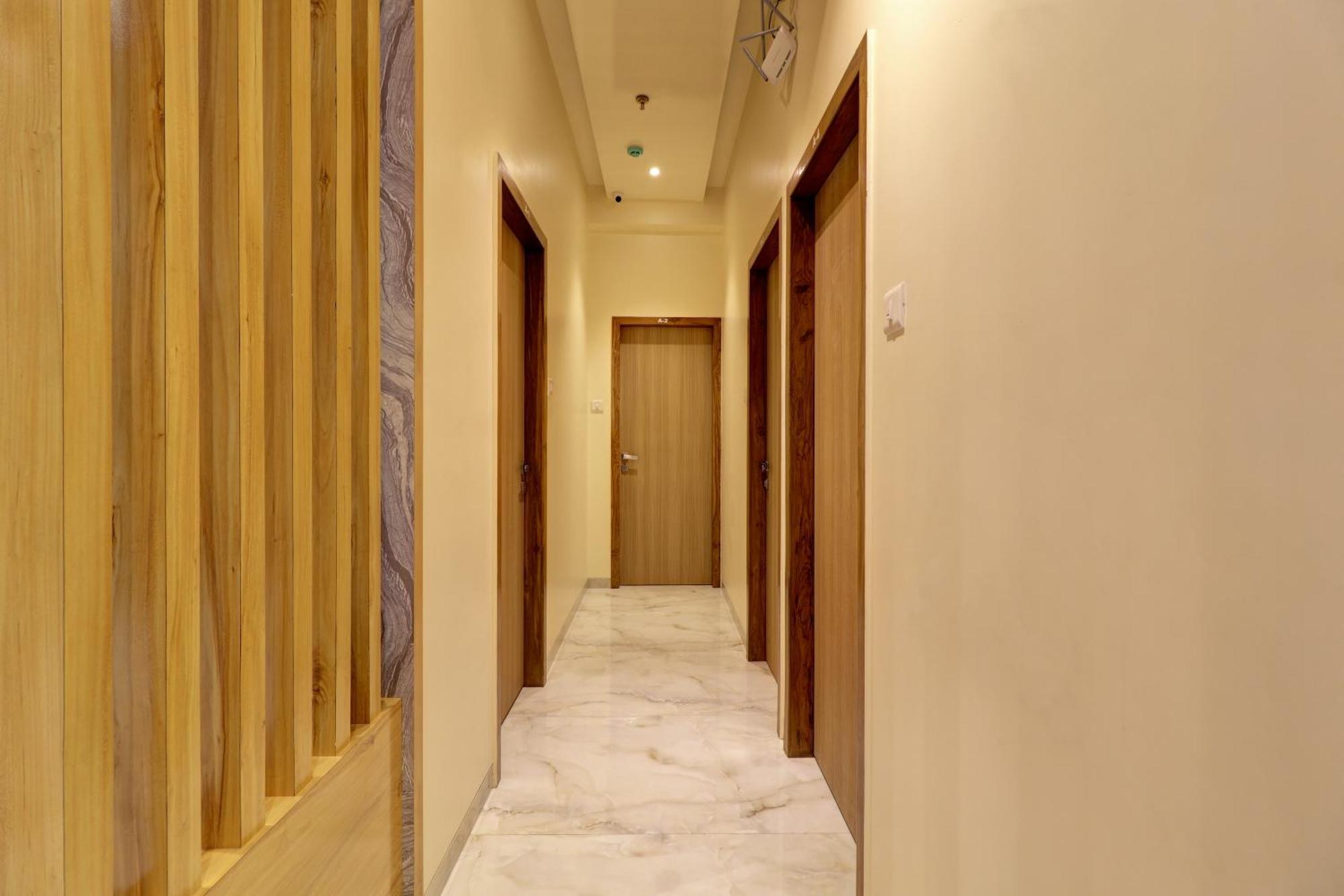 Victory Inn Turambhe Ngoại thất bức ảnh