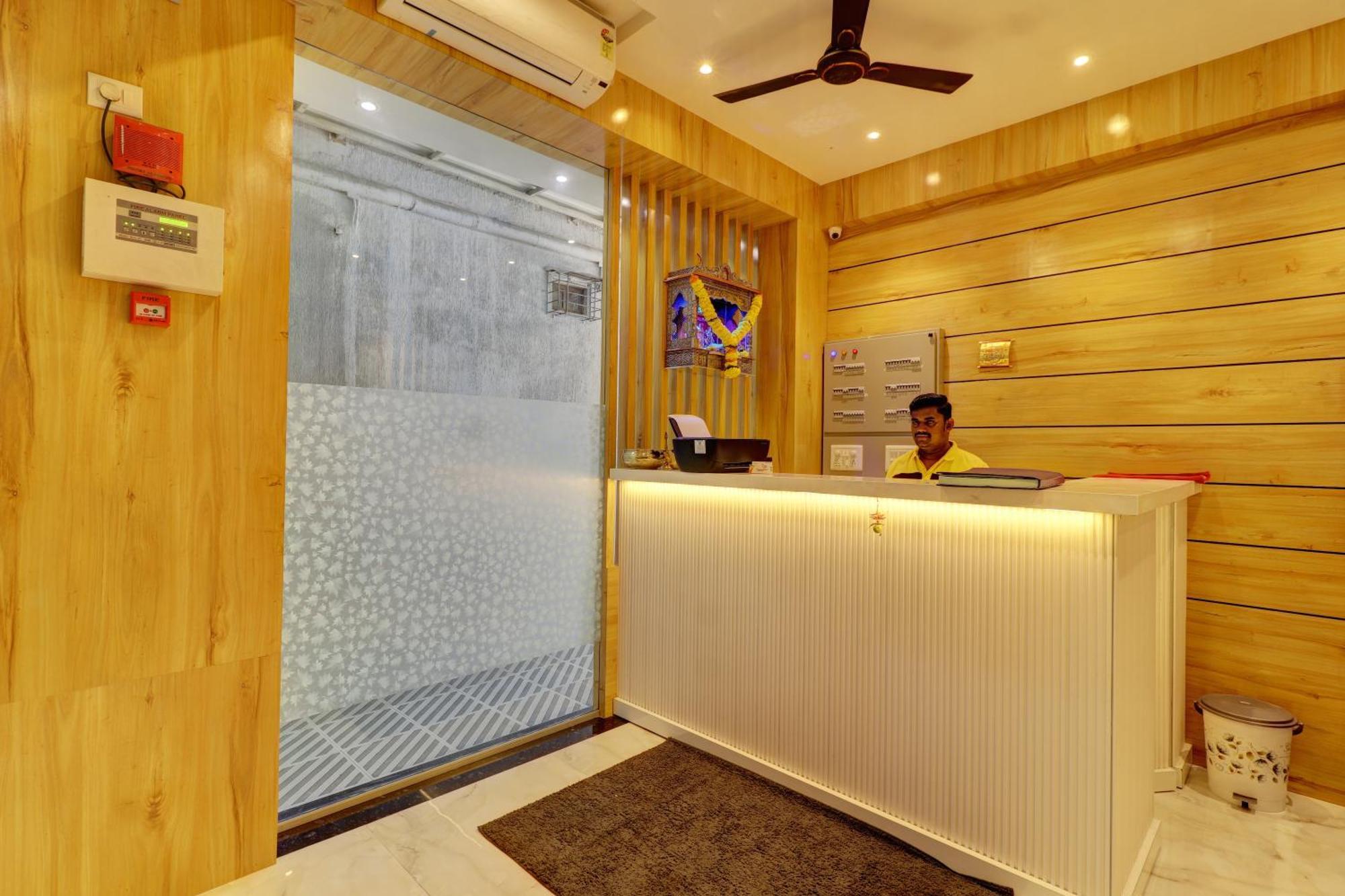 Victory Inn Turambhe Ngoại thất bức ảnh